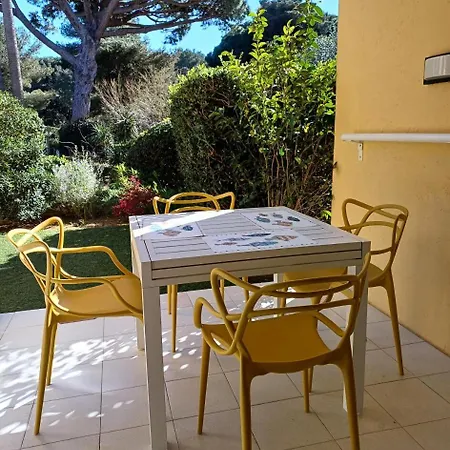 La Pinede - Maeva - Bord De 2 Pieces + Coin 6 Personnes - Prestige Mae-7691 Hyeres