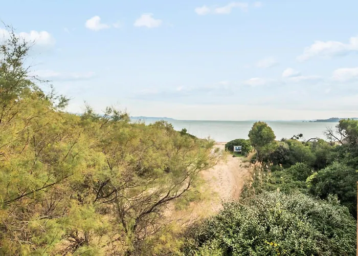 La Pinede - Maeva - Bord De 2 Pieces + Coin 6 Personnes - Prestige Mae-7691 * Hyères